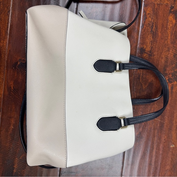 Kate Spade Black and White Medium Crossbody Bag, Neutral Crossbody Purse - Picture 6 of 7